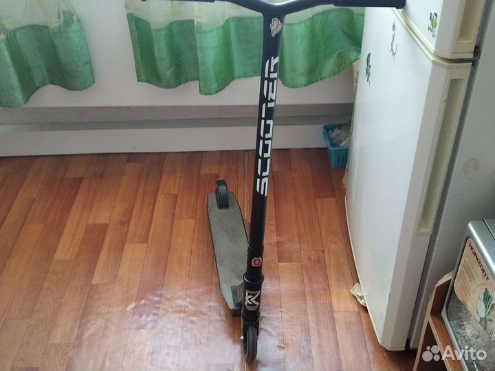 Трюковой самокат