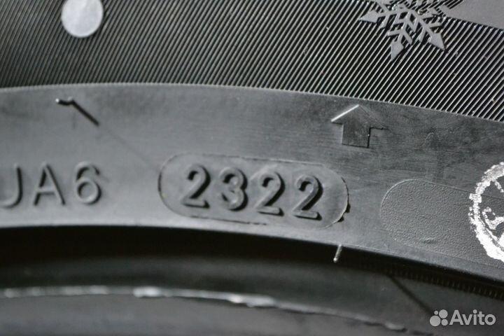 Tourador Winter Pro TSU1 245/45 R19