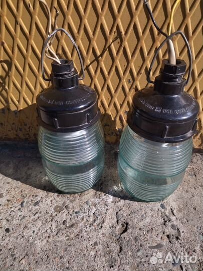 Фонарь закрытого типа