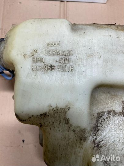 Бачок омывателя Audi 80 B3 1.8 PM 1991 г