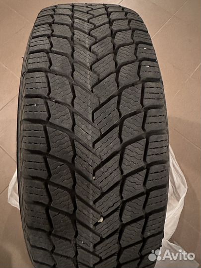 Michelin X-Ice 205/65 R16