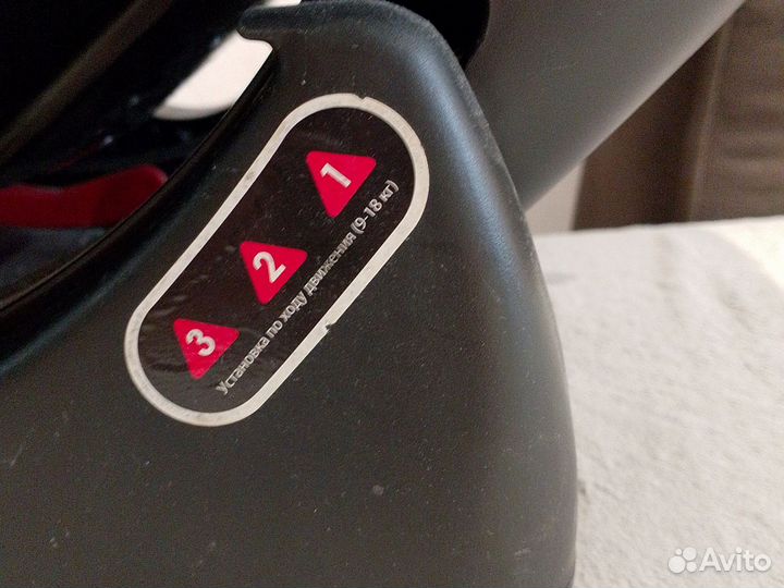 Детское автокресло 9 до 18 кг hb/Happy Baby