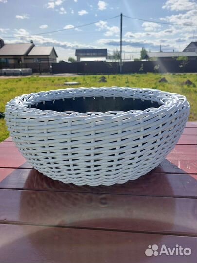 Кашпо из ротанга