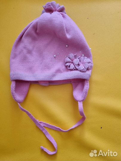 Шапка для девочки новая