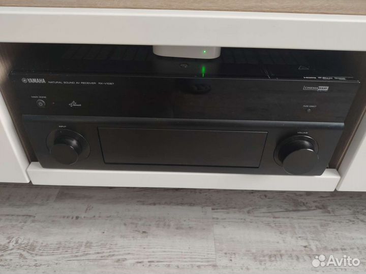 Ресивер Yamaha RX-V1067