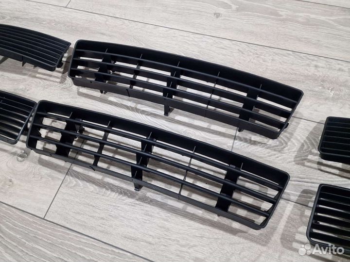 Решётки переднего бампера Audi A6 C5 Дорестайлинг