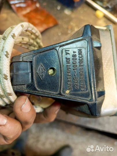 Утюг 90х годов