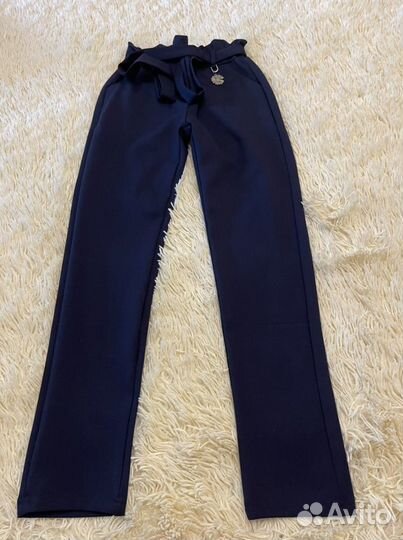 Школьные брюки новые 140