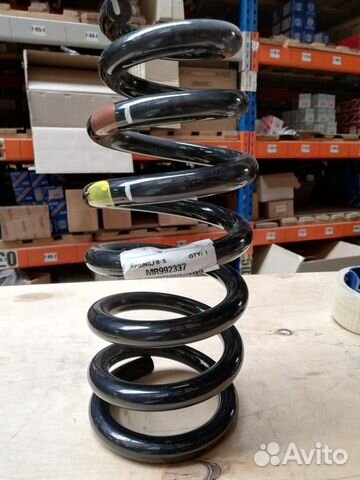 Пружины передние Mitsubishi Pajero Sport MR992337