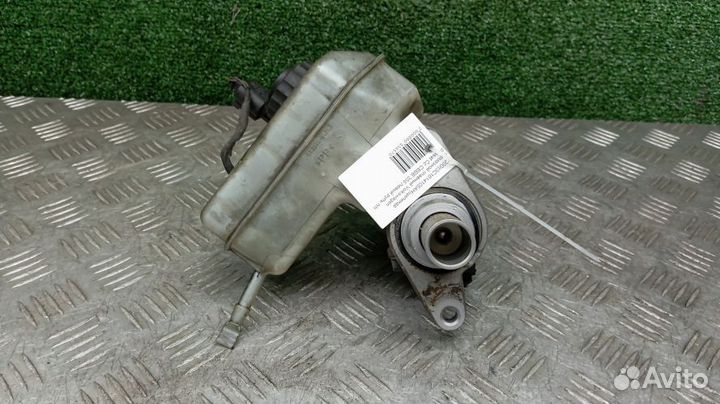 Цилиндр тормозной главный Volkswagen Tiguan