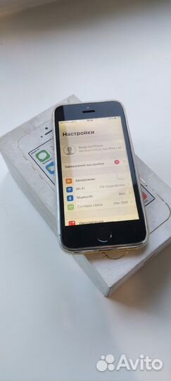 Телефон iPhone 5s