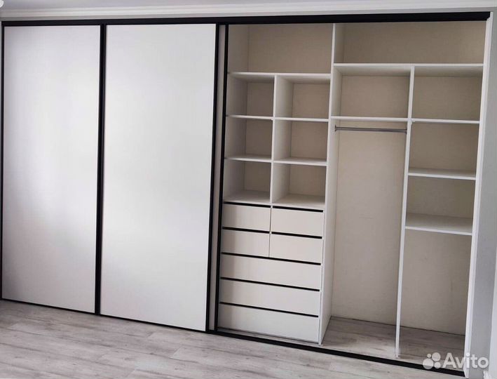 Шкаф в студию