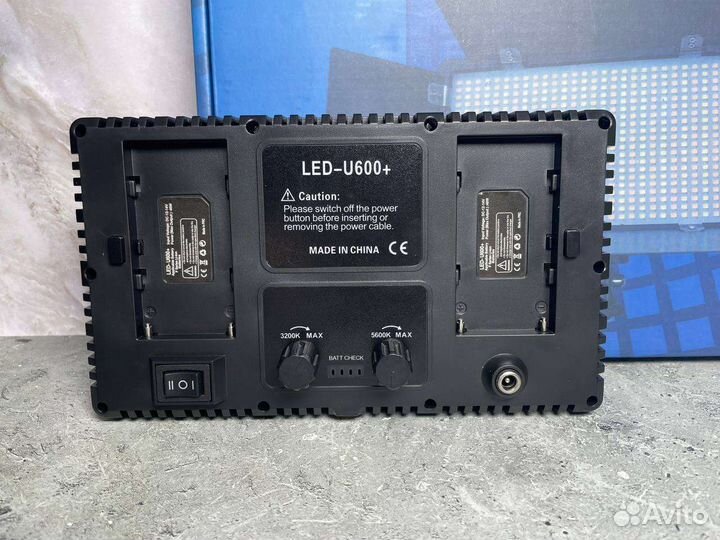 Фото и видео свет профессиональный прожектор