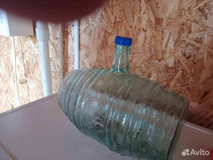 Бутылка стеклянная