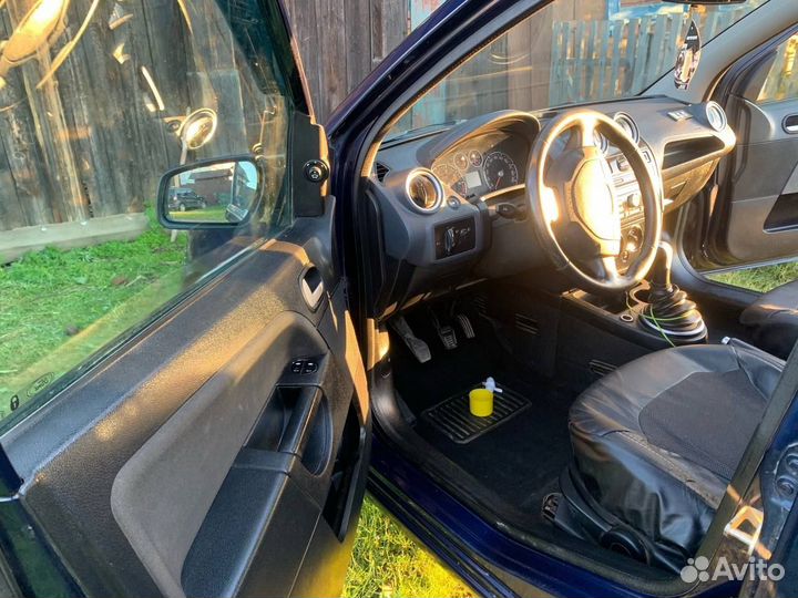 Ford Fiesta 1.6 МТ, 2006, 199 999 км