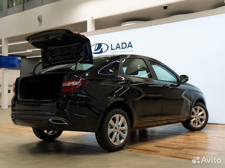 LADA Vesta 1.6 CVT, 2024