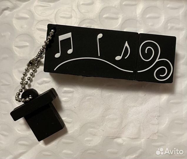 USB флешка 64 Гб