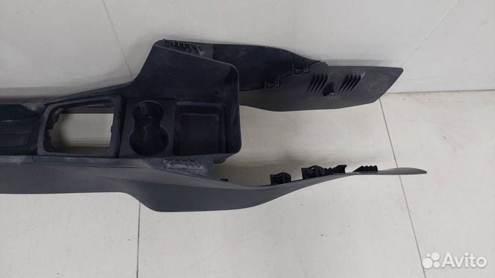 Консоль центральная Skoda Rapid 2012-2020