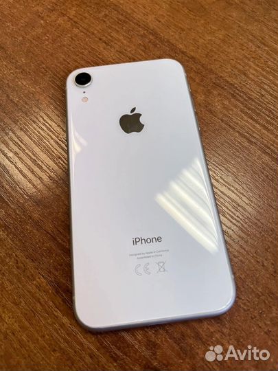 Телефон iPhone xr 64 гб