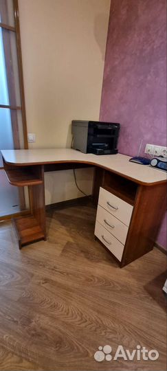 Компьютерный стол