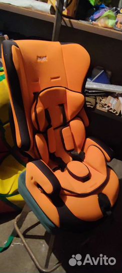 Детское автомобильное кресло Siger