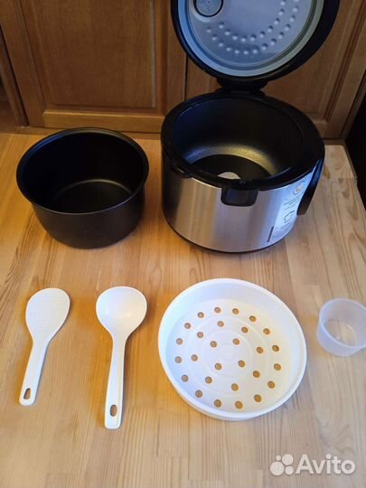 Мультиварка Polaris PMC 0364AD