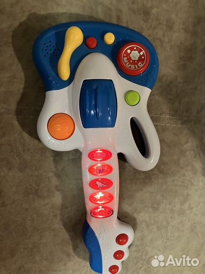 Музыкальная развивающая игрушка Гитара