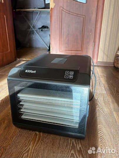 Сушилка для овощей и фруктов kitfort