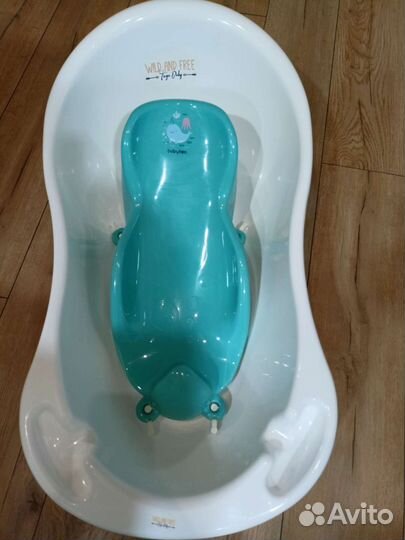 Ванночка для купания с горкой