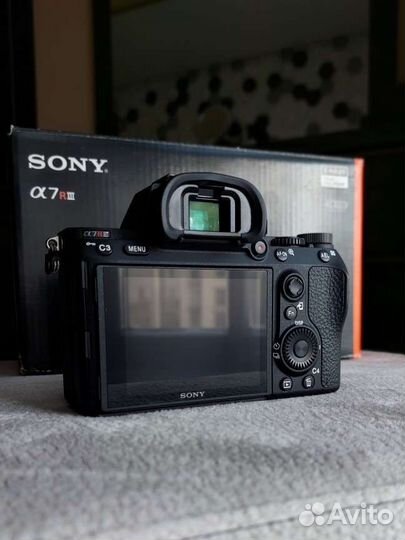 Sony Alpha A7R III