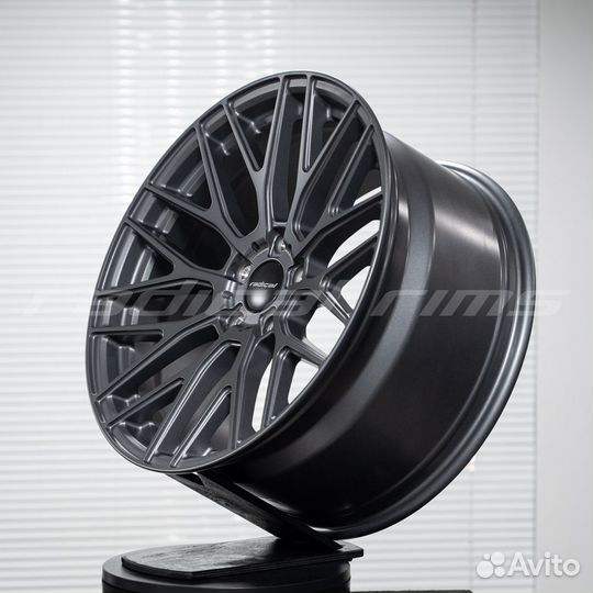 Radical EVO-2 19x8.5 + 19x9.5 5x112 Satin Graphite