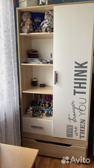 Шкаф