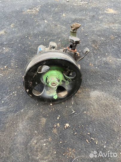 Насос Гур Hyundai Santa Fe 1 Classic D4EA