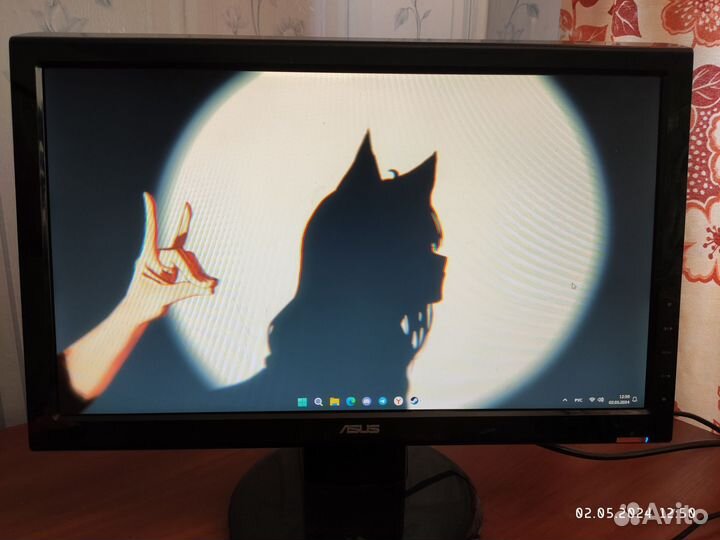 Монитор Asus 20