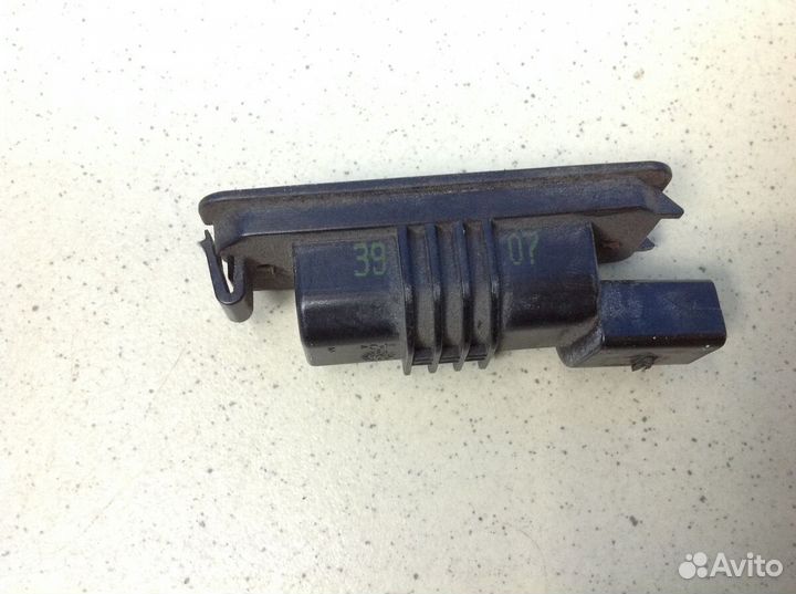 Фонарь подсветки номера VW Golf 5 03-09 1J6943021B