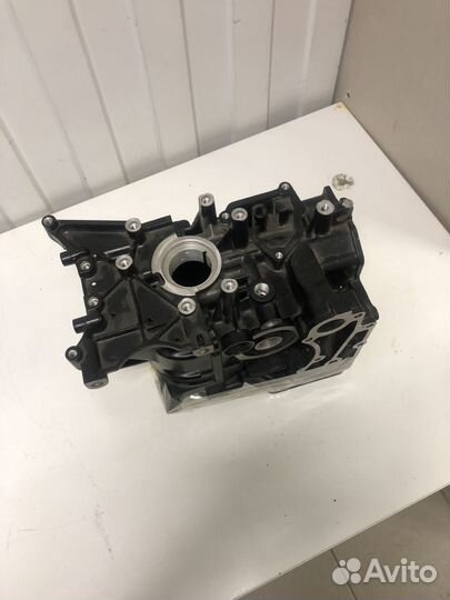 Блок цилиндров Yamaha (Ямаха) 9.9-15 л.с 4 такта