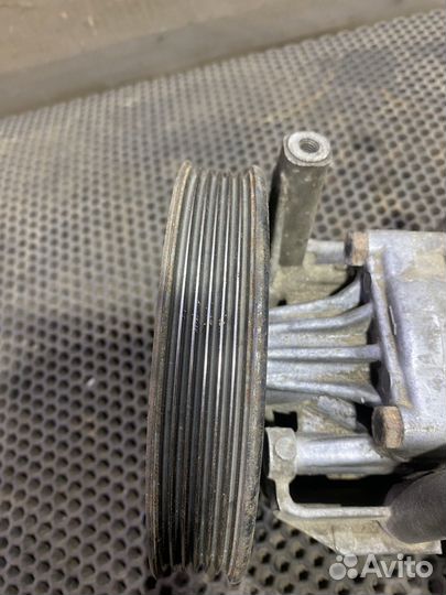 Насос гидроусилителя Audi 80 B4 2.6 ABC АКПП Ауди