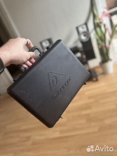 Микрофоны behringer