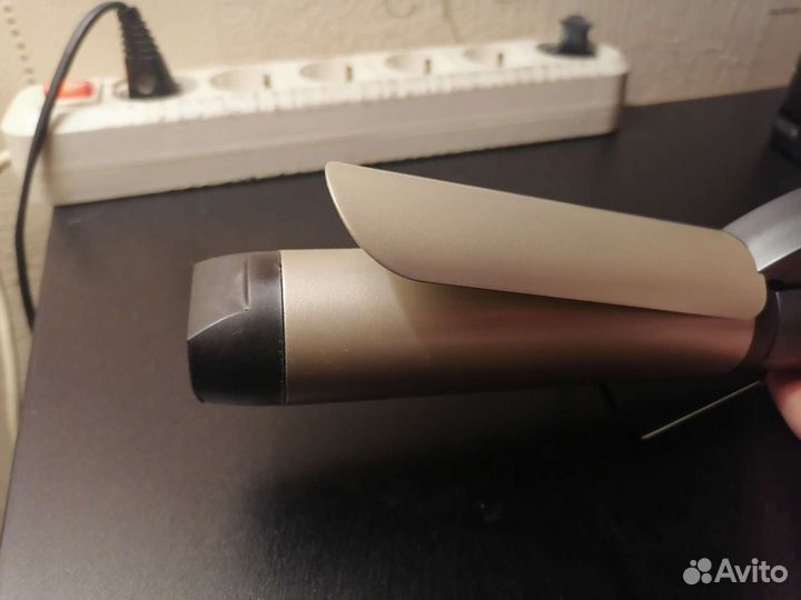 Плойка для завивки волос