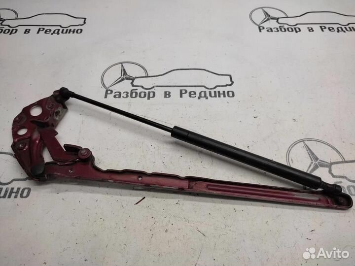 Петля капота w210 E-class 112.911 1999