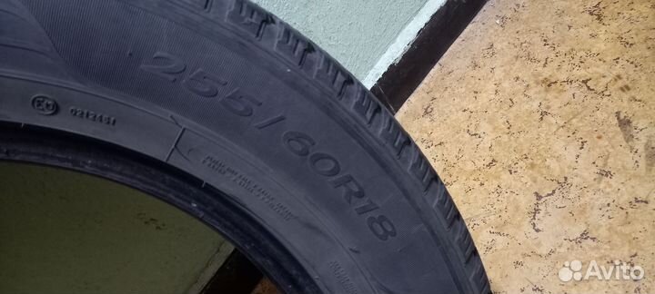 Goodyear EfficientGrip 255/60 R18