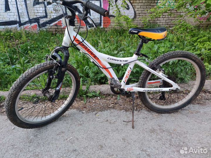 Forward Comanche 265