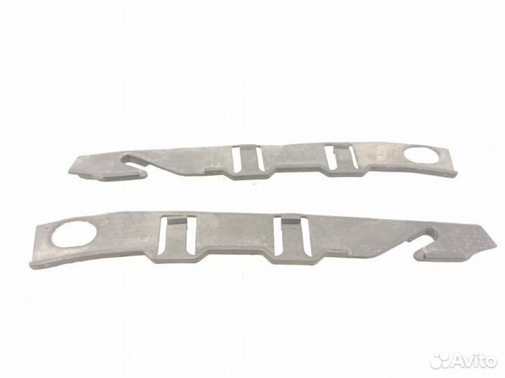 Крепление бампера переднее Mercedes-Benz B-Class