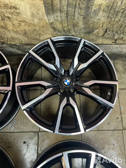 Оригинальные диски BMW X7 G07 R22 разноширокие