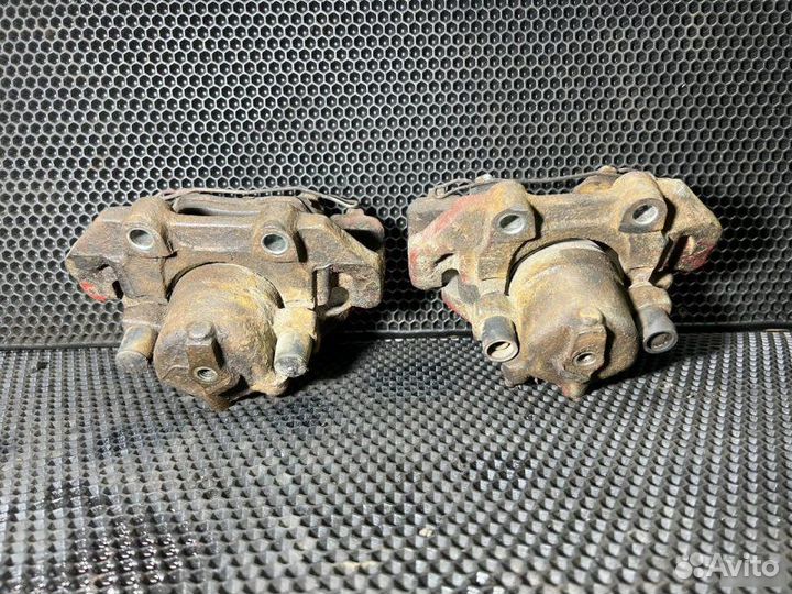 Суппорта передняя Opel Vectra B 1999-2002