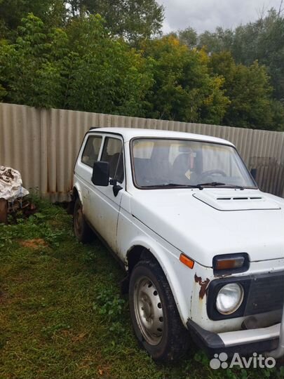LADA 4x4 (Нива) 1.7 МТ, 1998, 123 000 км
