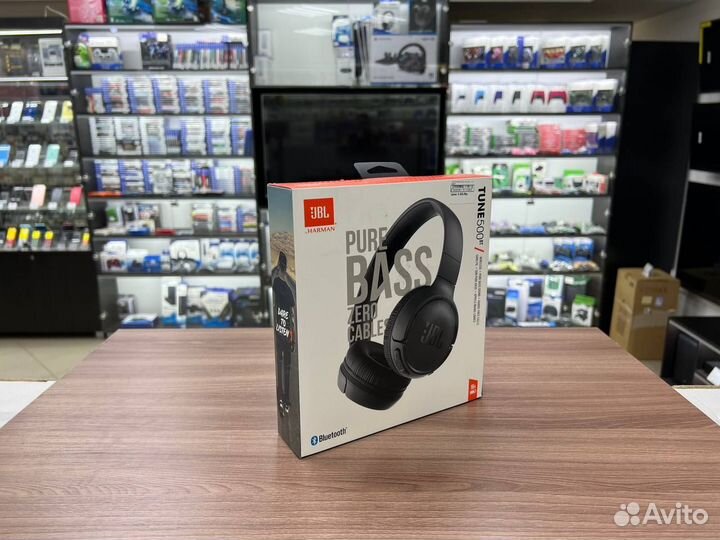 Беспроводные наушники JBL Tune 500BT в Кировском