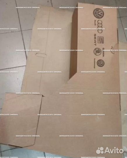 Крыло перед правое оригинал VAG VW Polo 6 (2020)