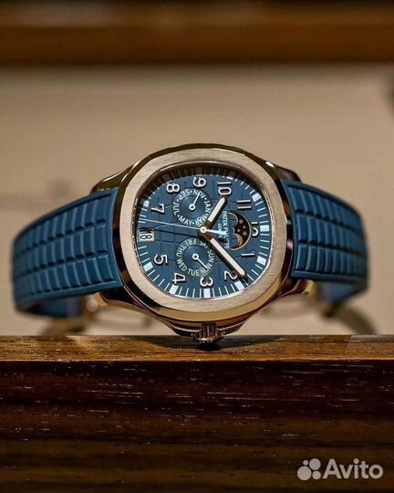 Часы Patek Philippe Aquanaut Aquanaut 5261R-001 + подарок 1 год гарантии