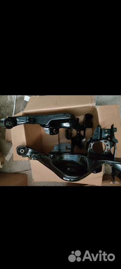 Рычаг задний правый Nissan 55502JD00A